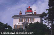 yaquina bay lighthouse